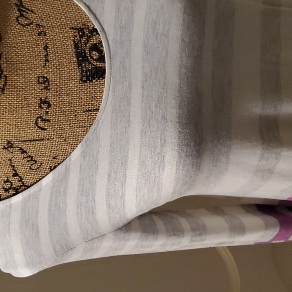 Nurture pullover top. Size S - Picture 2 of 7